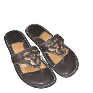 Born Thong Sandals Womens 9 Brown Leather Coconut Ring Embellished Slides W61221